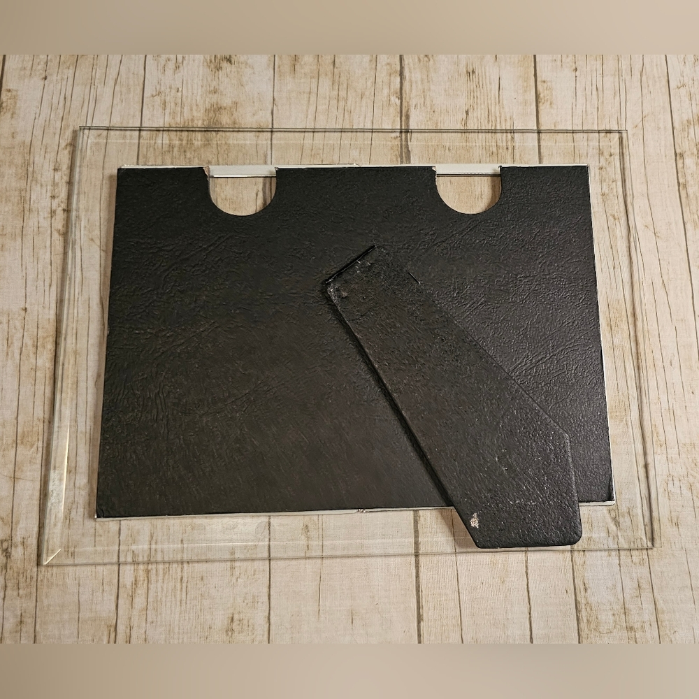 Picture Frames ☆ 2 Side by Side 4x6 photos □■ w/ chrome border ■□ - Picture 2 of 7